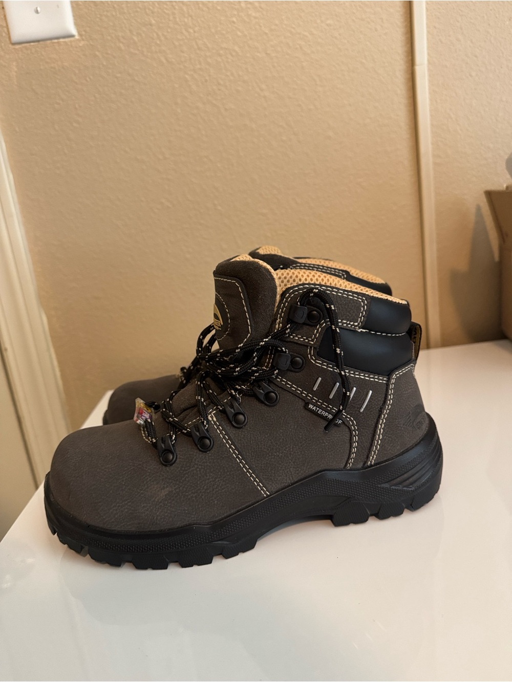 Avenger Work Boots Women’s